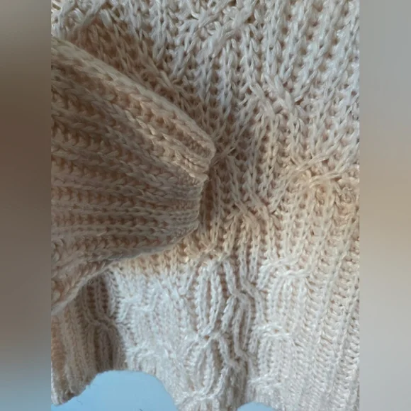 DH3 By Anthropologie Cozy Light Tea Pink Sweater - Picture 4 of 9